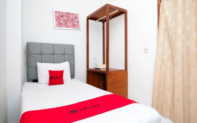 RedDoorz near Lippo Mall Yogyakarta 2