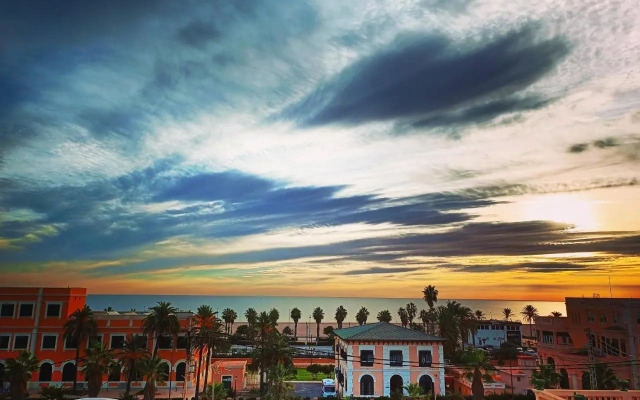Valencia Beach Apartments 2