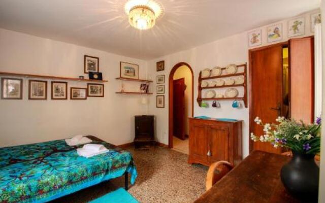 Santi Apostoli Apartment