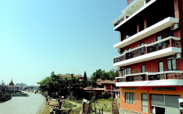 Inle Strand Hotel