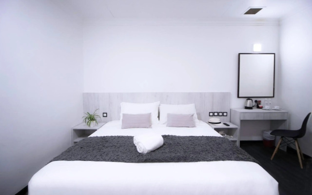 Harbour Ville Hotel Hamilton - Lavender