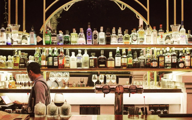 Point Boutique Hotel