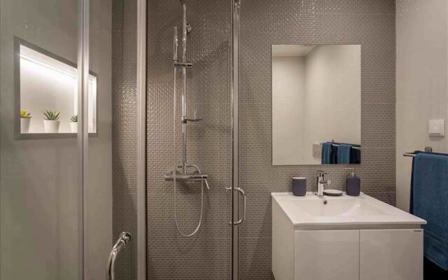 Vicky Rae Beach House