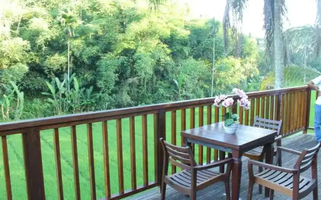 Tirta Loka Suite