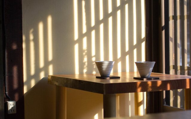 Guesthouse MADO – Hostel