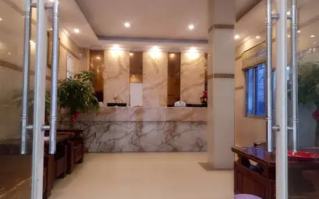 Rongxian Qiaoxiang Hotel
