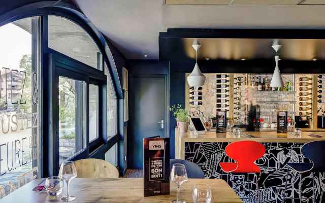 Hôtel ibis Annecy Centre Vieille Ville