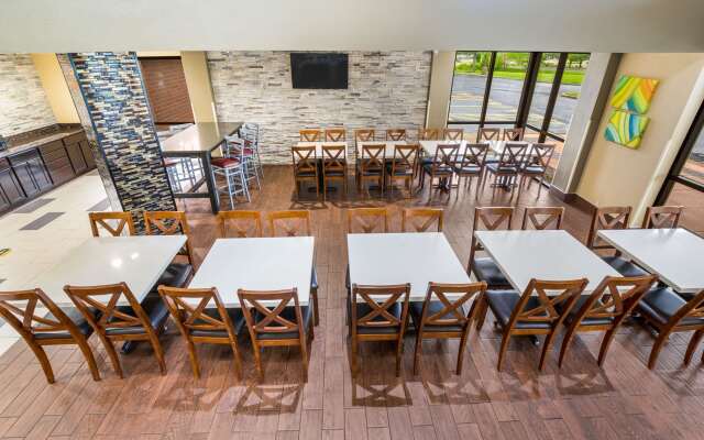 Quality Inn & Suites Florence - Cincinnati South