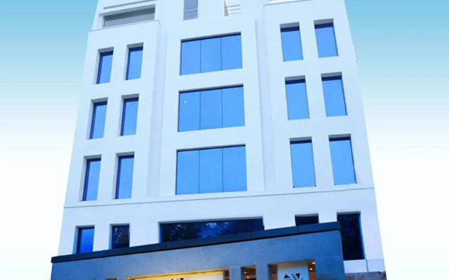 The Iris Hotel