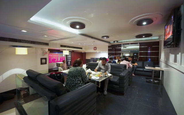 Hotel Delhi 37 Near - Delhi Airport