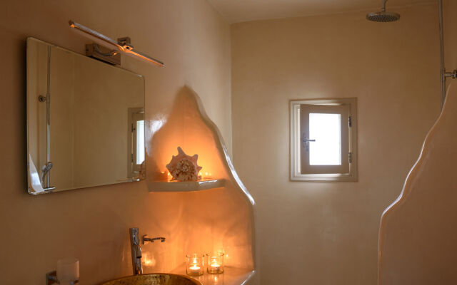 Santorini Suite Home