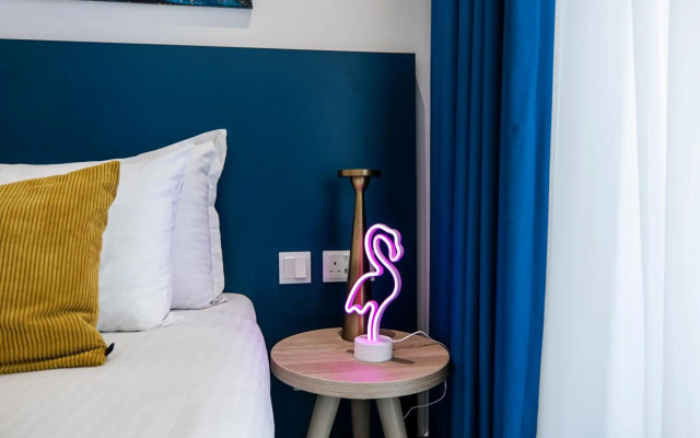 Flamingo Hotel