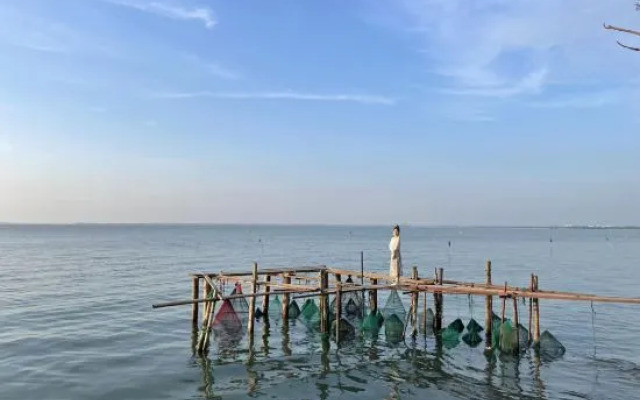 Dianshanhu Small Fishing Village Homestay
