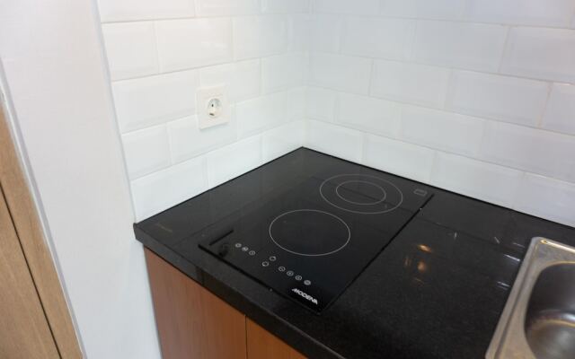 Cozy Studio Apartment At 6Th Floor B Residence