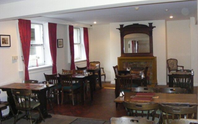 The Highlander Hotel