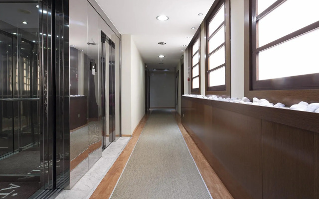 Acta Atrium Palace