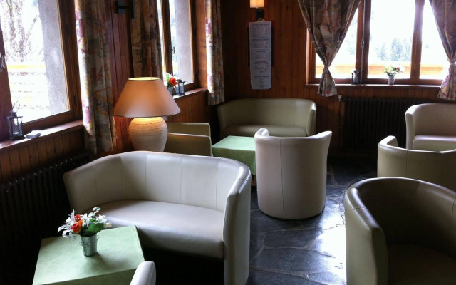 Hotel Eliova Le Génépi