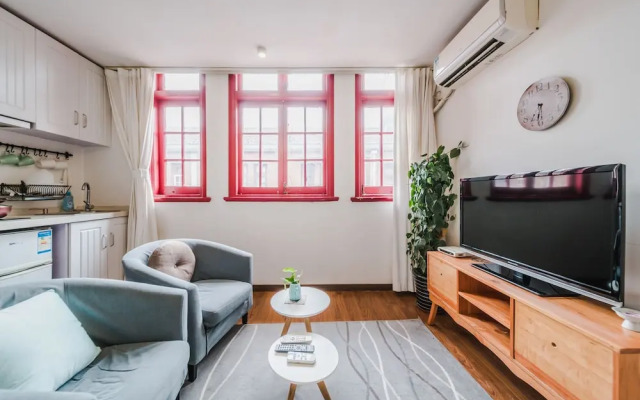 Cozy Apartment Best Location 302