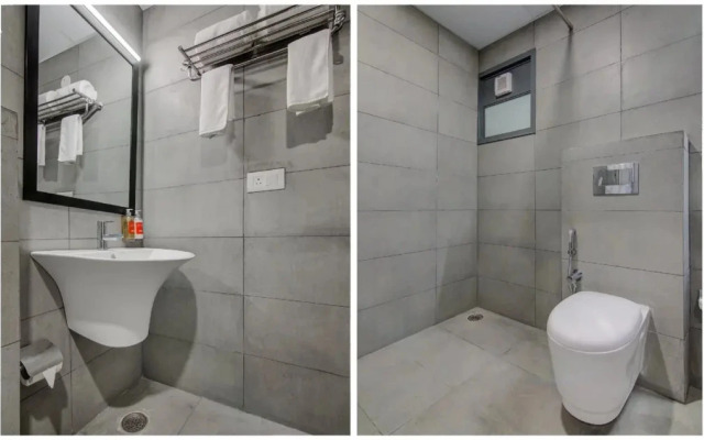 OYO Townhouse 047 Kanakpura Road