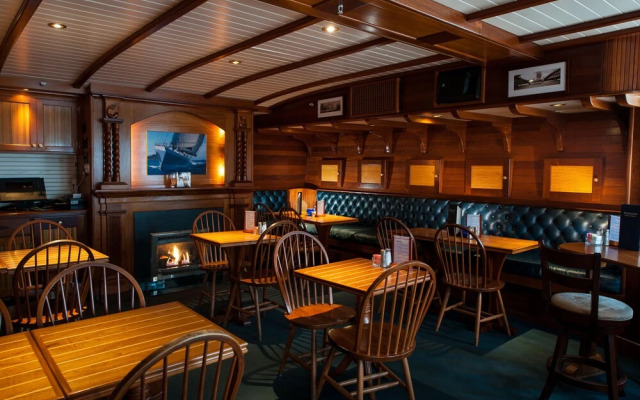 York Harbor Inn