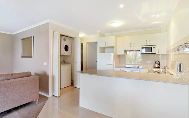 South Pacific Apartments Port Macquarie