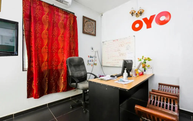 OYO 89933 Nun Hotel
