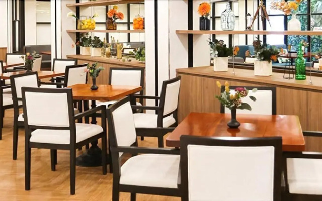 Sann Hotel