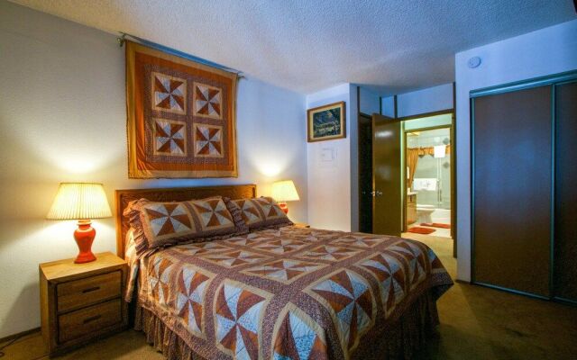 Summit #267 1 Bedroom Condo by RedAwning