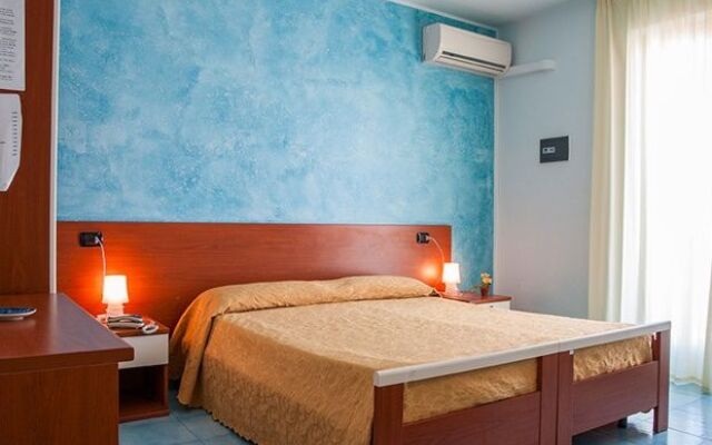 Megaron Hotel