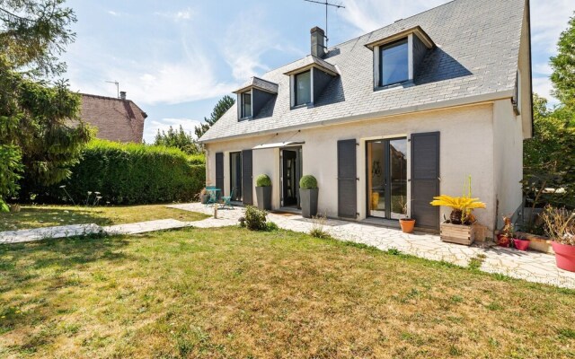 Elegant Holiday Home in Touques With Fenced Garden