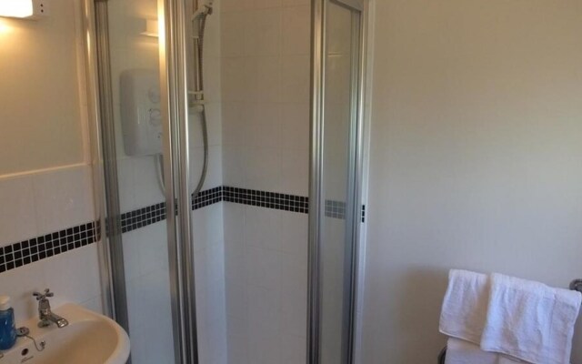 Freshwater Bay Hol Vge 11