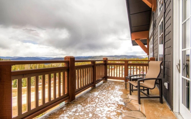 Luxury 3 Bedroom Ski in, Ski out  One Ski Hill Residence Located at the Base of Peak 8 with Hot Tub Access