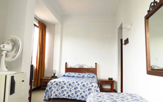 Hotel Centenario