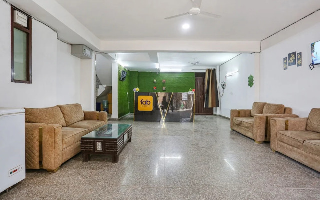 Fabhotel 24&7