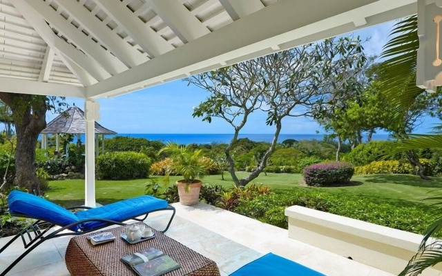Villa Point of View