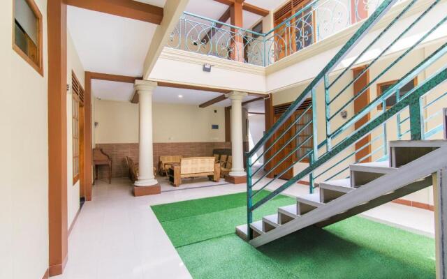 Super OYO 890 Dewi Fortuna Guest House