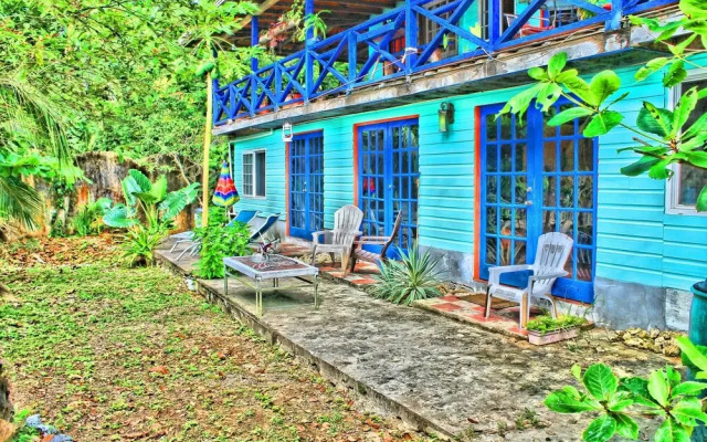 Mosana reef garden B&B