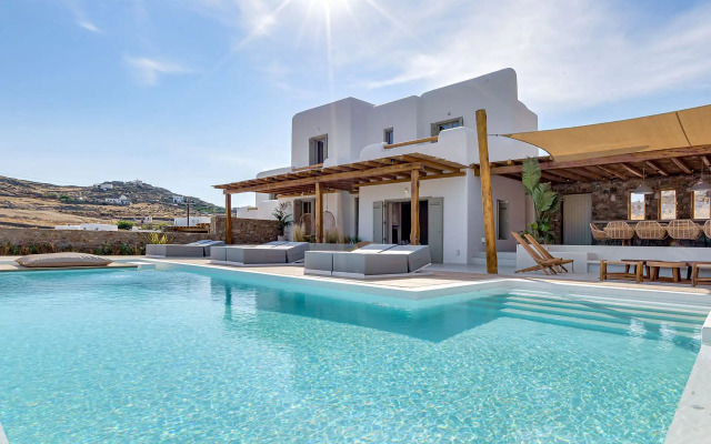 Villa Yasemin on the Rock