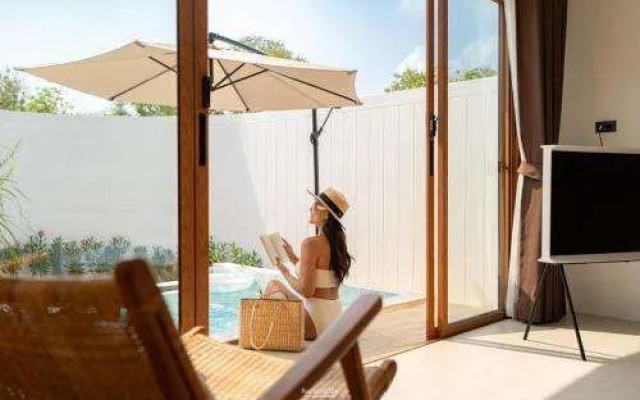 SaroRach Pool Villa Resort Kohlarn