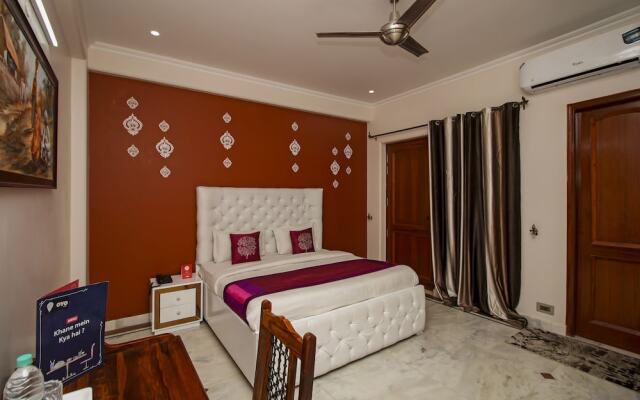 OYO 8430 Absin Hospitality
