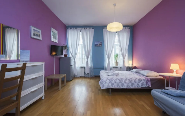 Italian Rooms on Griboedova 35