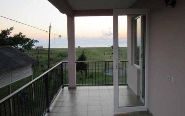 Guesthouse On Firosmani 11