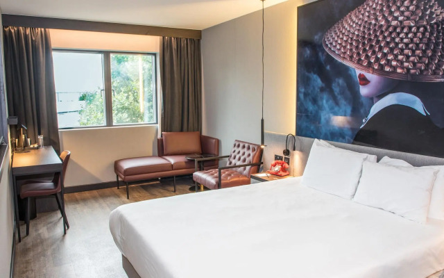 Radisson RED London Greenwich The O2