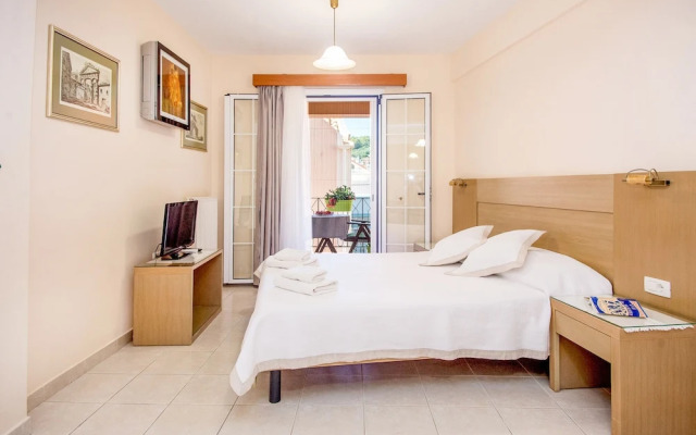 Rouchotas Apartments