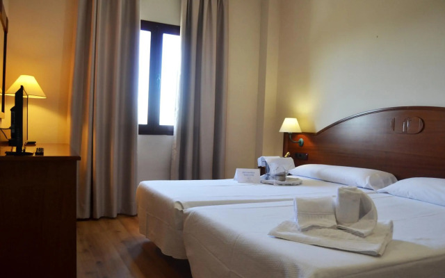 Hotel Reyes Ziríes