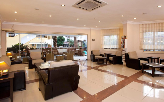 Remi Hotel