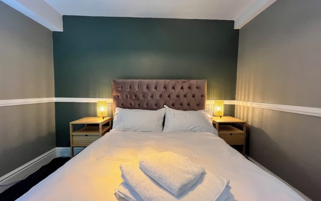 Mossley Hill Retreat
