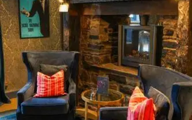 The Bell Country Inn