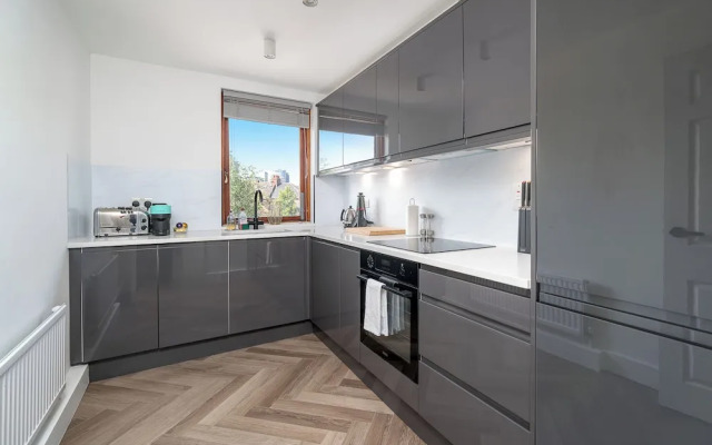 JOIVY Modern and elegant 2-bedrooms apt