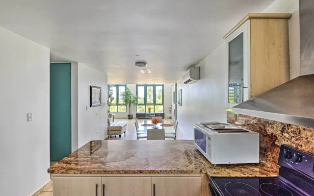Steps to Beach: Loiza Getaway w/ Rooftop Patio!